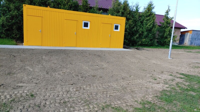ukotvení a napojení obytného kontejneru 11